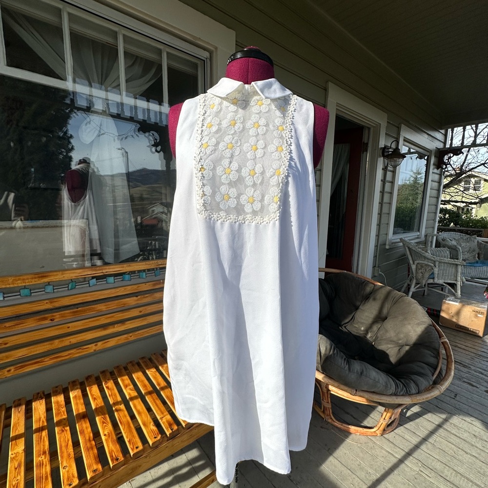 White Sleeveless Dress with Floral Embroidery